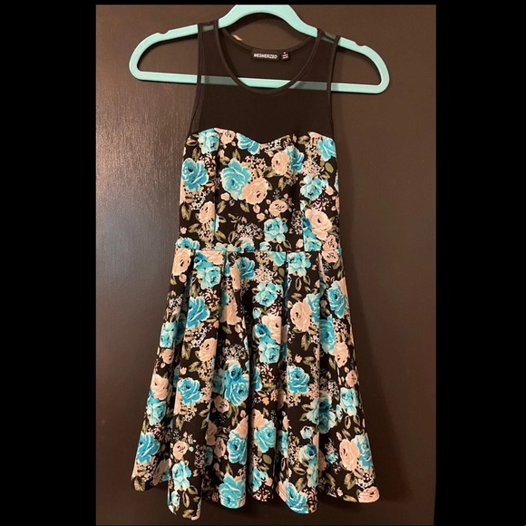 Floral Formal Dress - Picture 2 of 5